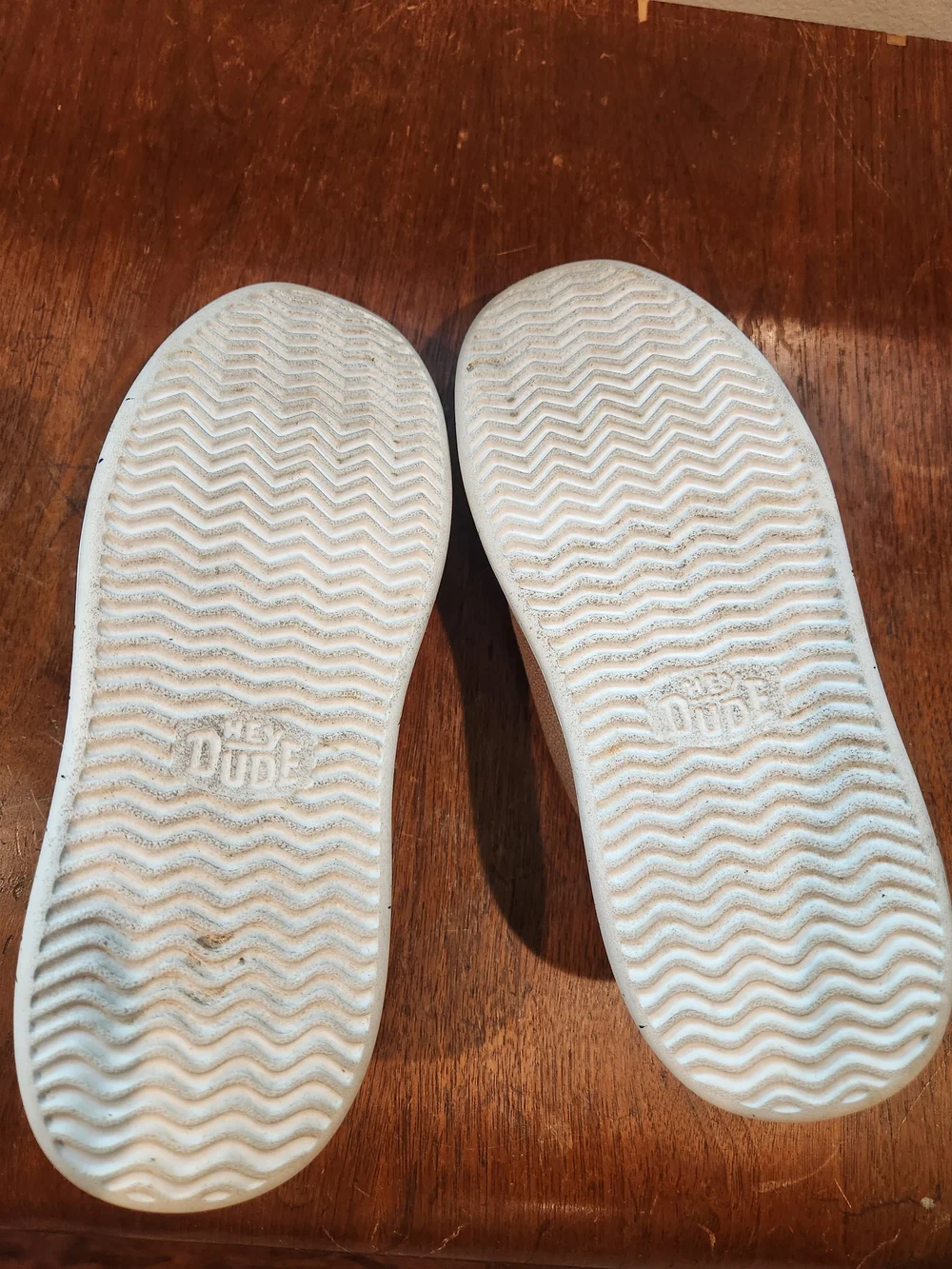 Hey Dude Youth Size 3 Slip-On Loafers in Tan Canvas